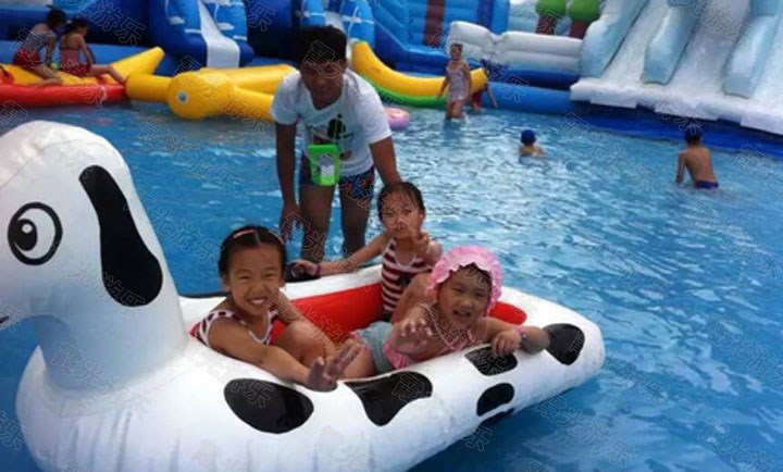 华南热作学院儿童游泳池